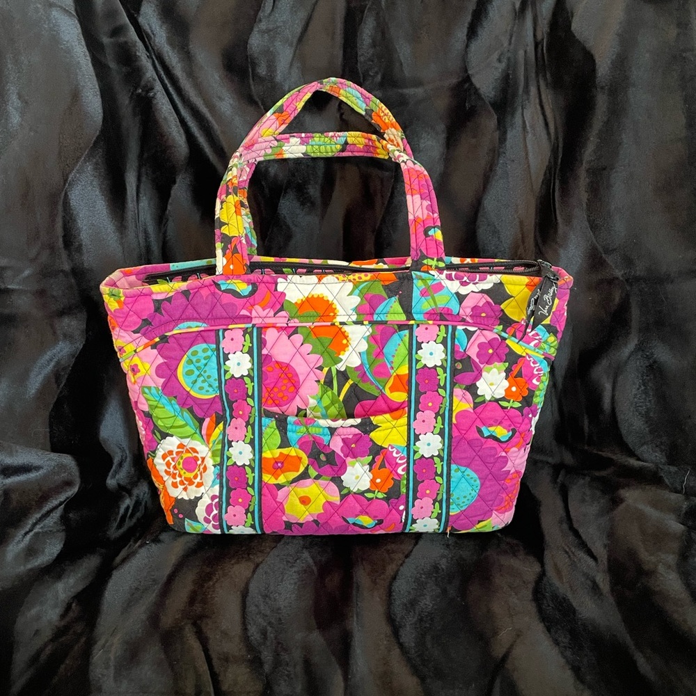 Vera Bradley Vintage Tote Shoulder Bag Purse Ext. Pocket 6 Interior slip pockets